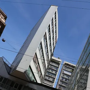 Pensjonat Serendipity, Mediolan